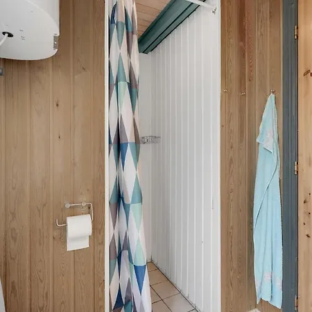 Semesterbostad Klyden Romo Iv *